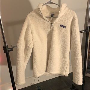 Patagonia quarter zip fleece sweater